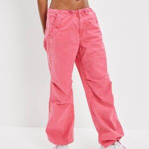 American Eagle Snappy Stretch Low Rise Parachute Pants Hot Pink Size Small